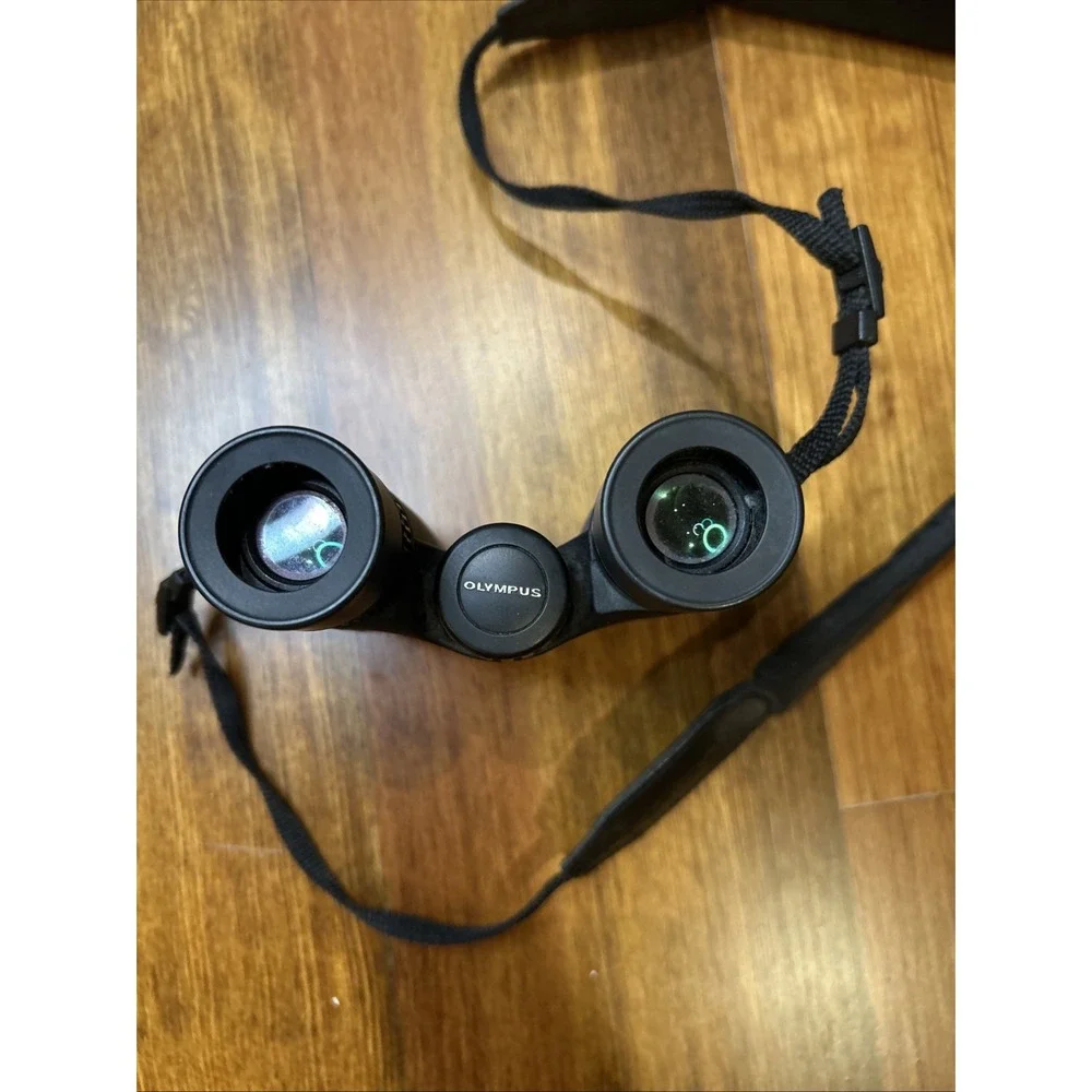 Olympus 8x25 WP1 Field 5.5 Waterproof Binoculars With Strap